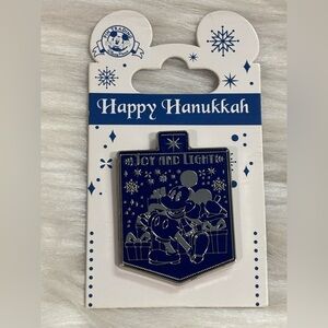 DISNEY HANUKKAH JOY AND LIGHT NEW PIN